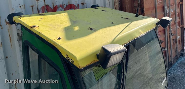 image for item EG7149 Curtis tractor cab