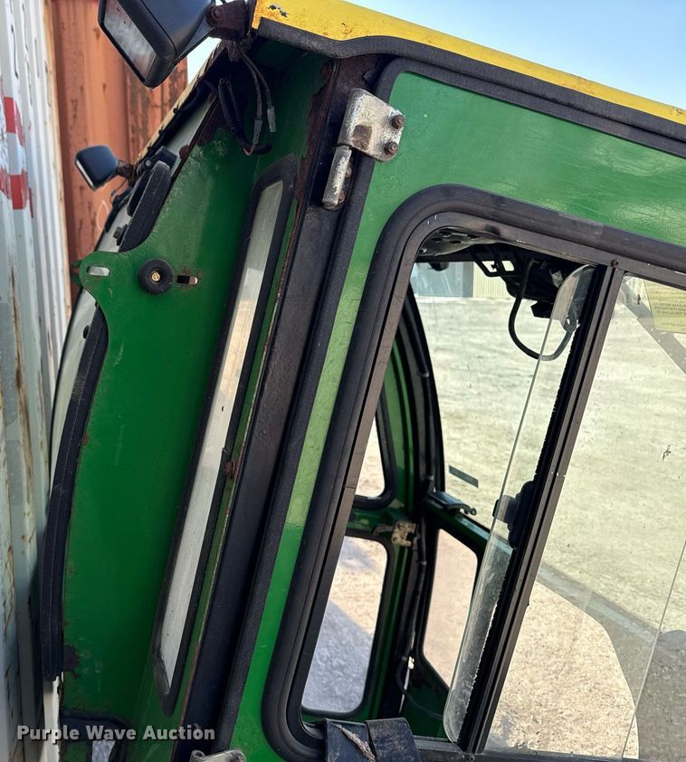 image for item EG7149 Curtis tractor cab