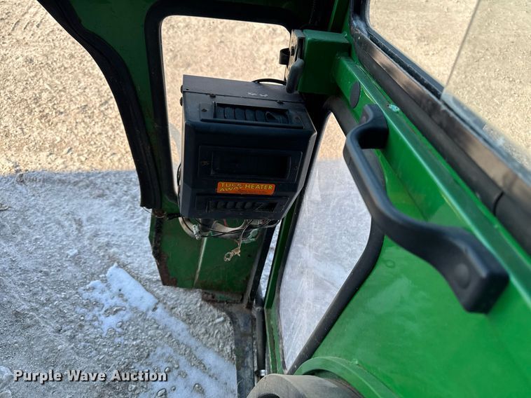 image for item EG7149 Curtis tractor cab