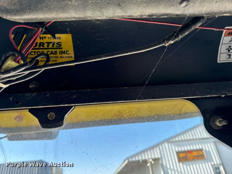 image for item EG7149 Curtis tractor cab