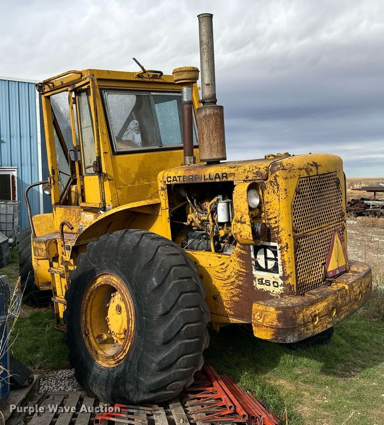 image for item EG9994 1970 Caterpillar 950 wheel loader