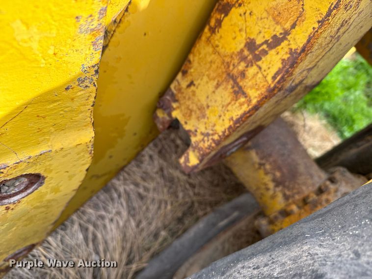 image for item EG9994 1970 Caterpillar 950 wheel loader