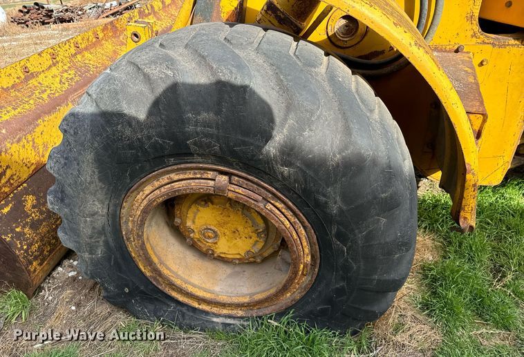 image for item EG9994 1970 Caterpillar 950 wheel loader