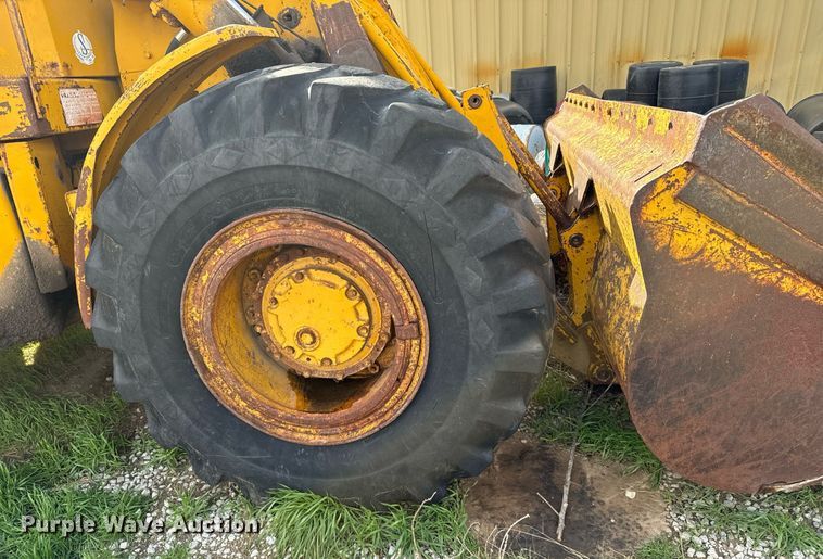 image for item EG9994 1970 Caterpillar 950 wheel loader