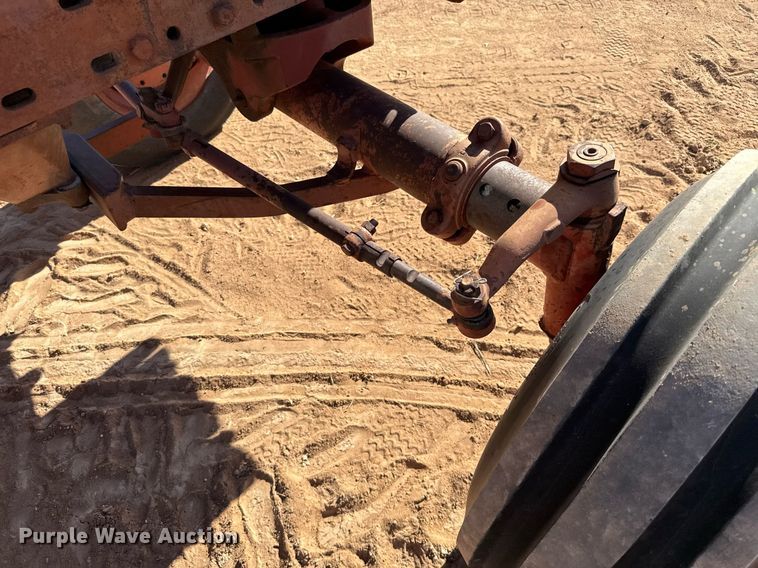 image for item EJ3435 1971 International F 1456 tractor