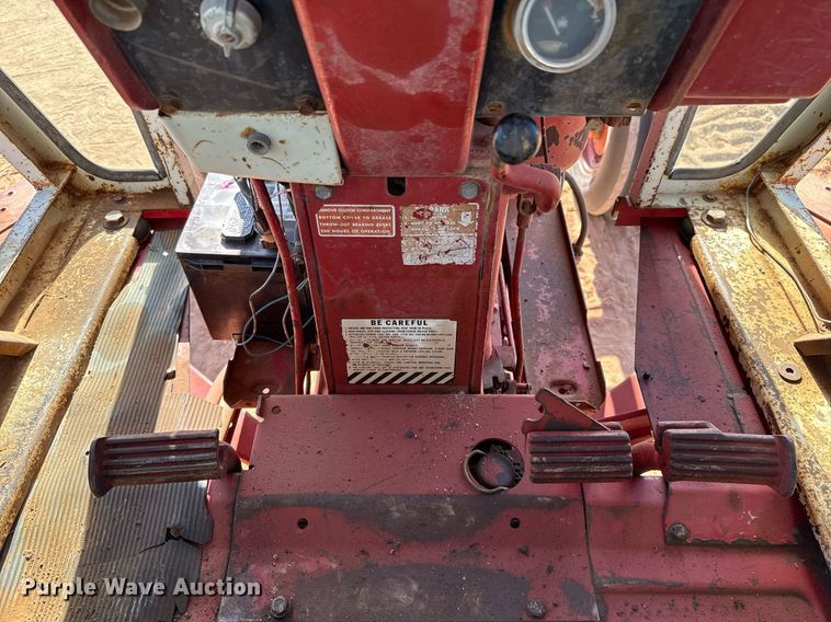 image for item EJ3435 1971 International F 1456 tractor