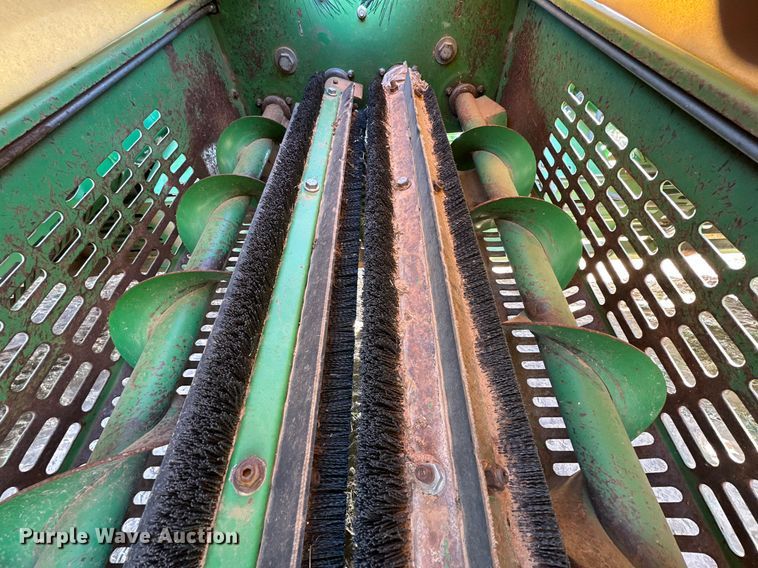 image for item EJ3438 2005 John Deere 7460 cotton stripper