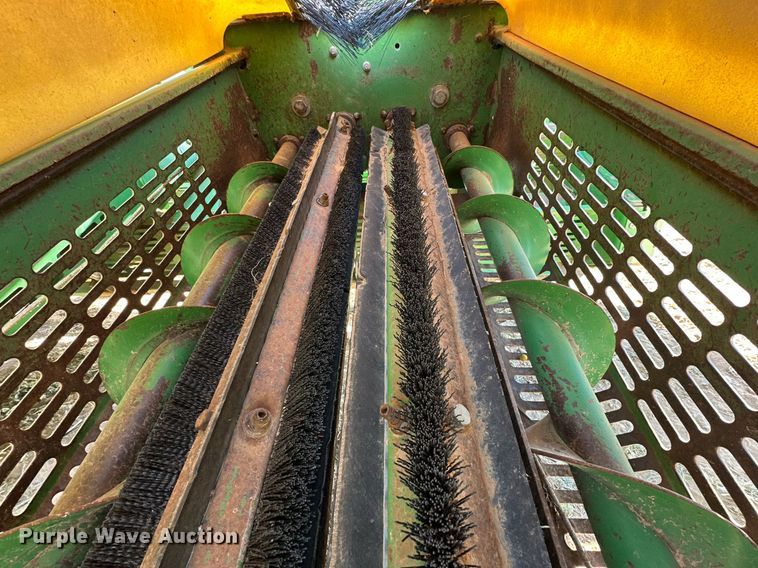 image for item EJ3438 2005 John Deere 7460 cotton stripper