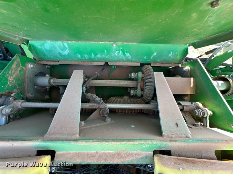 image for item EJ3438 2005 John Deere 7460 cotton stripper