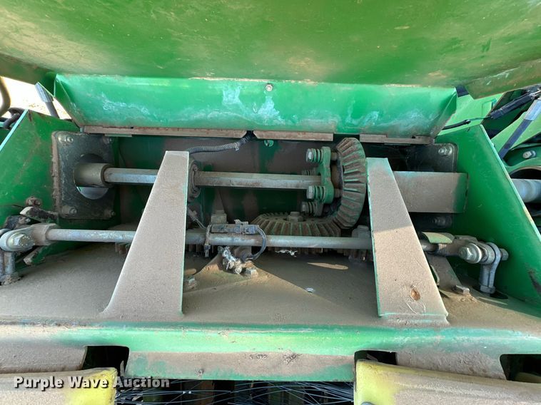 image for item EJ3438 2005 John Deere 7460 cotton stripper