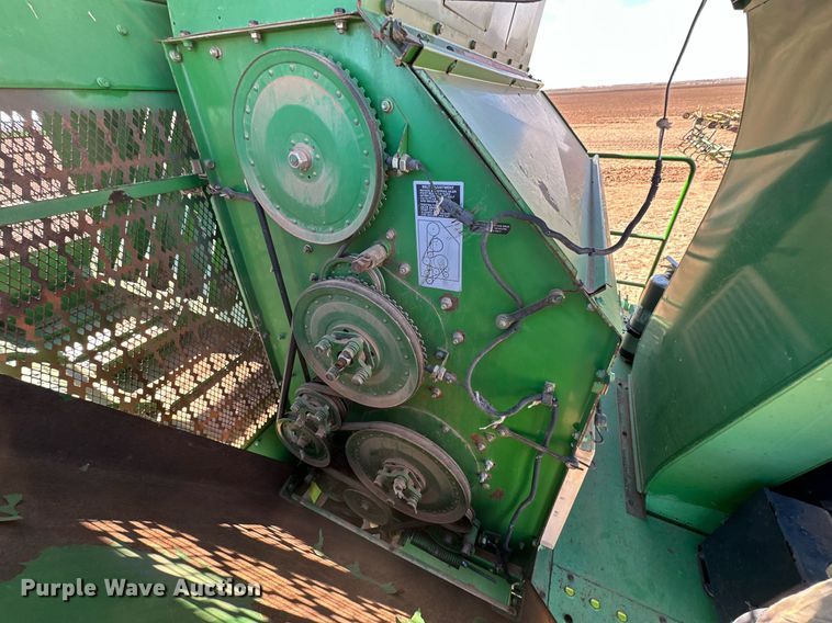 image for item EJ3438 2005 John Deere 7460 cotton stripper