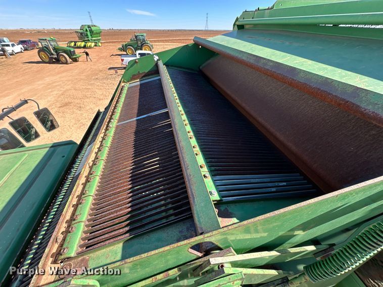 image for item EJ3438 2005 John Deere 7460 cotton stripper