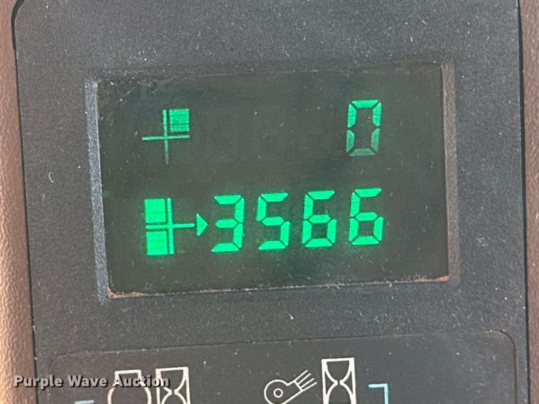 image for item EJ3438 2005 John Deere 7460 cotton stripper