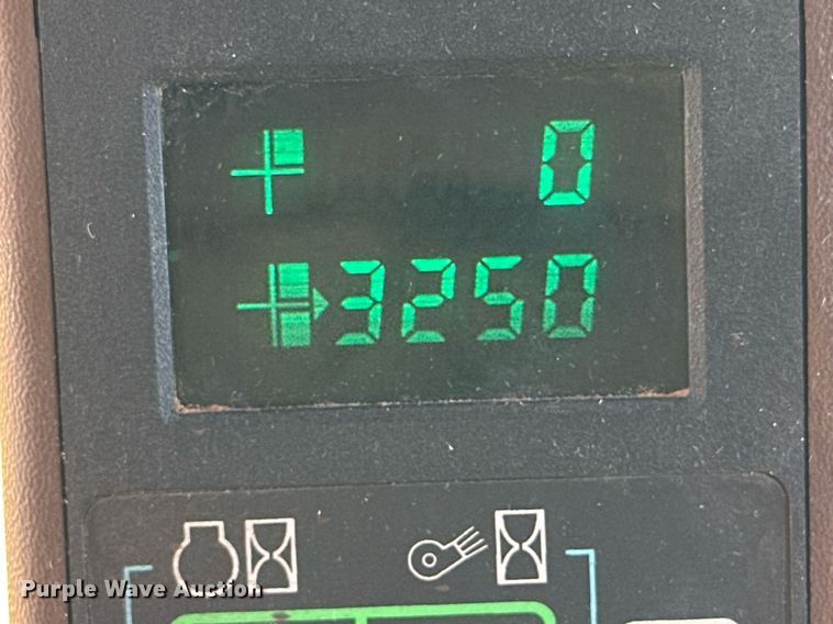 image for item EJ3438 2005 John Deere 7460 cotton stripper