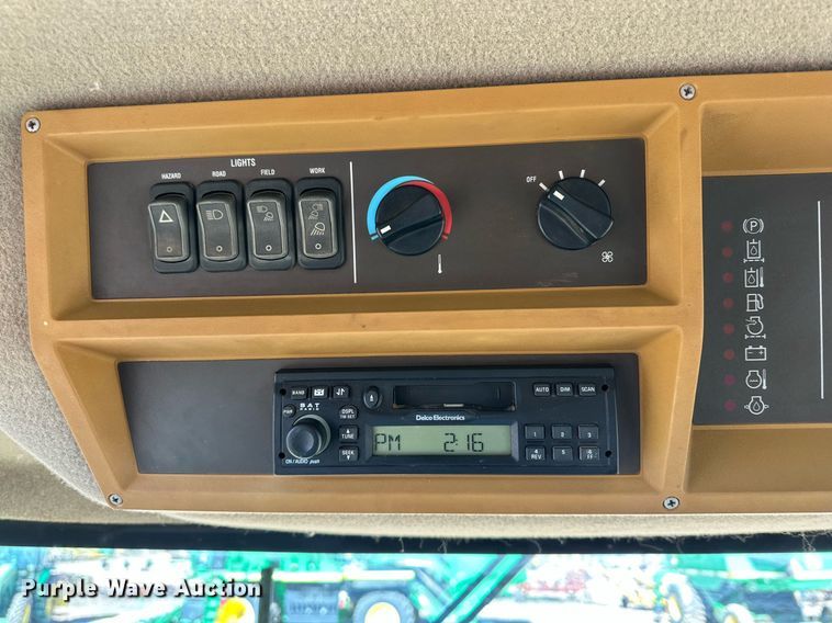 image for item EJ3438 2005 John Deere 7460 cotton stripper