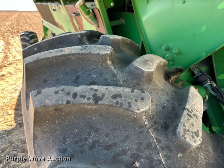 image for item EJ3438 2005 John Deere 7460 cotton stripper