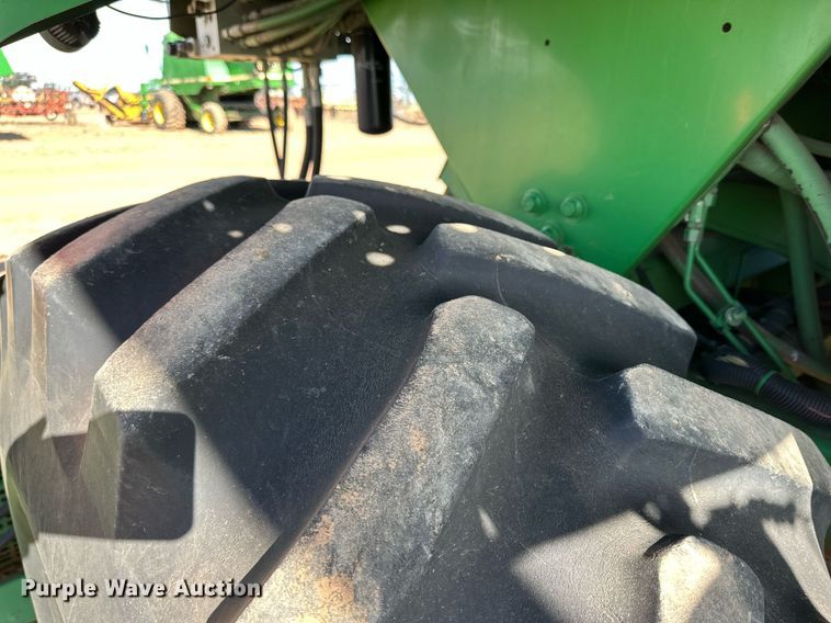 image for item EJ3438 2005 John Deere 7460 cotton stripper