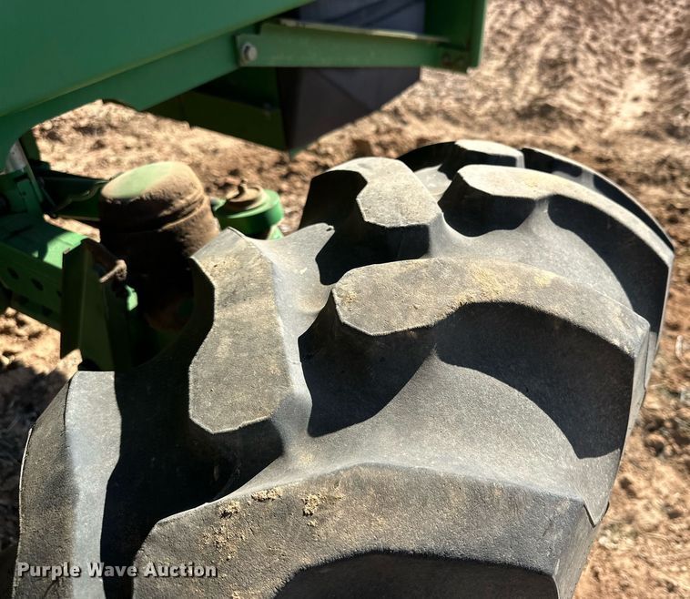 image for item EJ3438 2005 John Deere 7460 cotton stripper