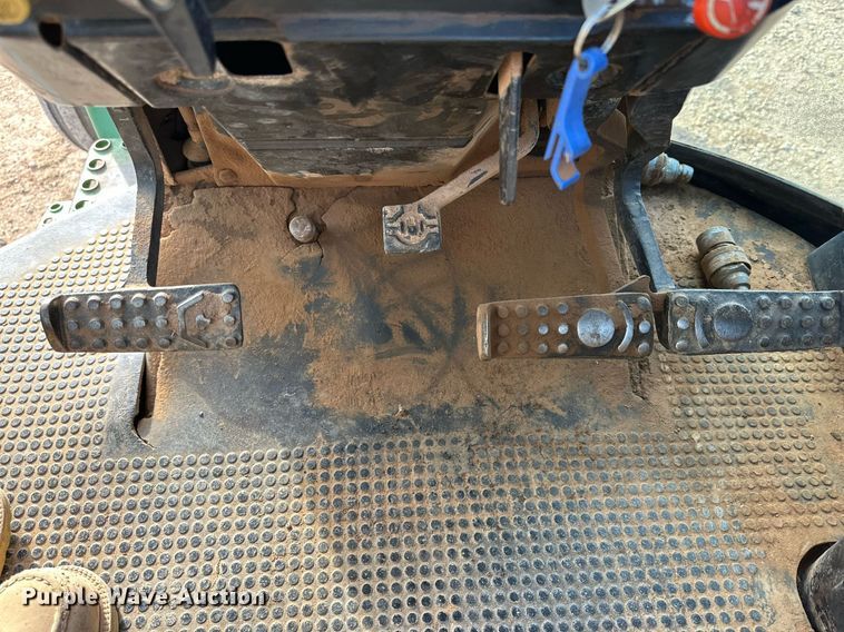 image for item EJ3443 1979 John Deere 4440 tractor