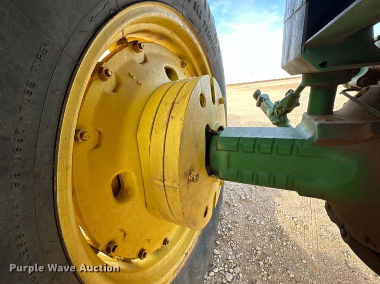 image for item EJ3443 1979 John Deere 4440 tractor