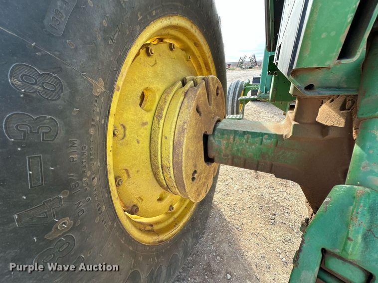 image for item EJ3443 1979 John Deere 4440 tractor