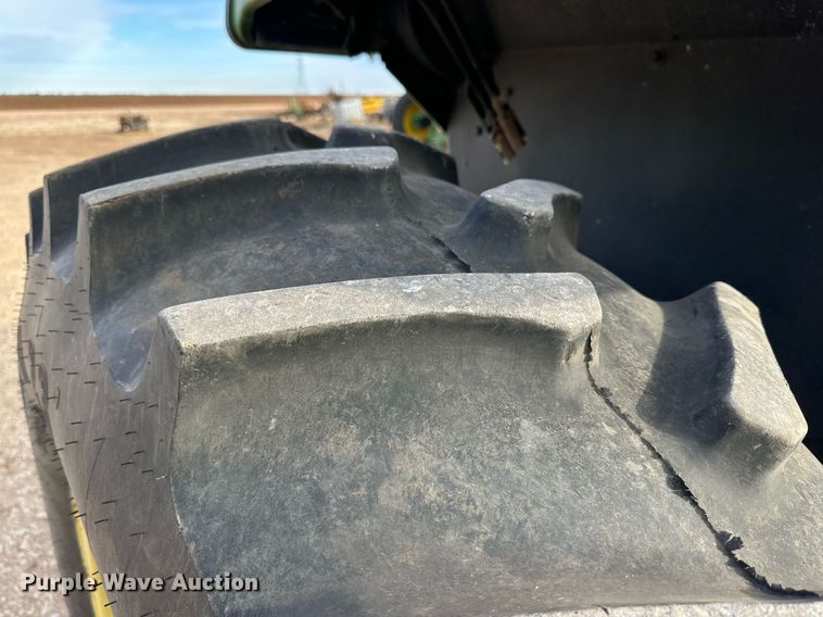 image for item EJ3443 1979 John Deere 4440 tractor