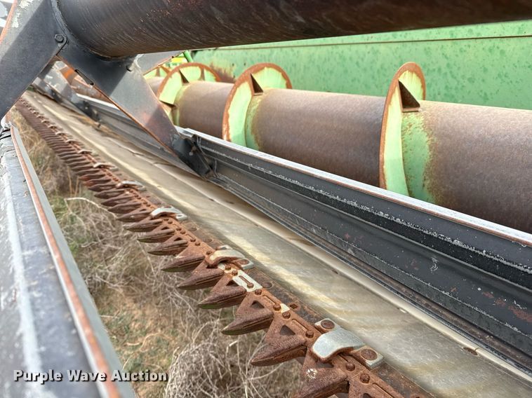 image for item EJ3447 John Deere 230 rigid head