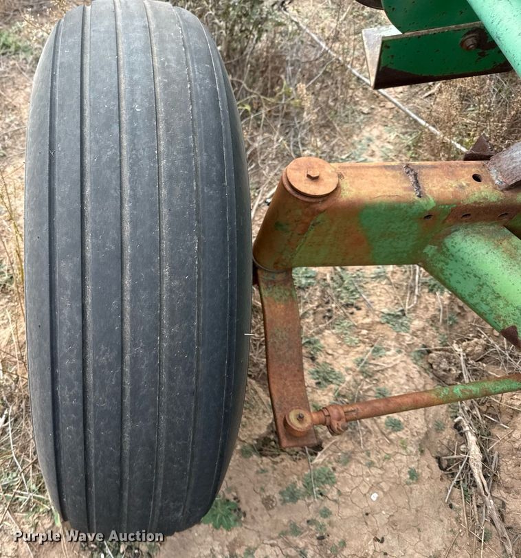 image for item EJ3447 John Deere 230 rigid head