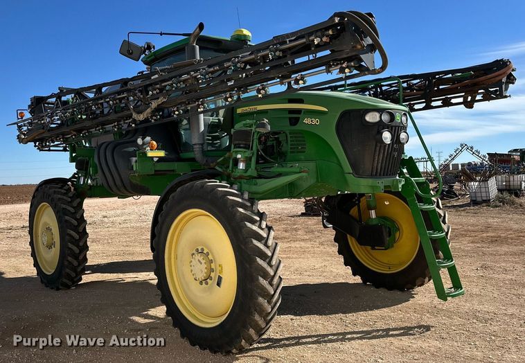 image for item EJ3450 2012 John Deere 4830 sprayer