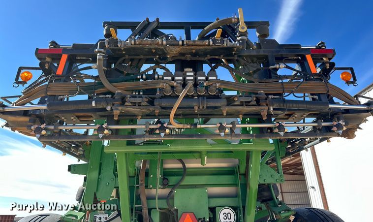 image for item EJ3450 2012 John Deere 4830 sprayer