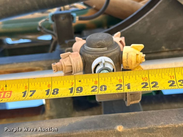 image for item EJ3450 2012 John Deere 4830 sprayer