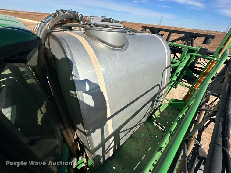 image for item EJ3450 2012 John Deere 4830 sprayer