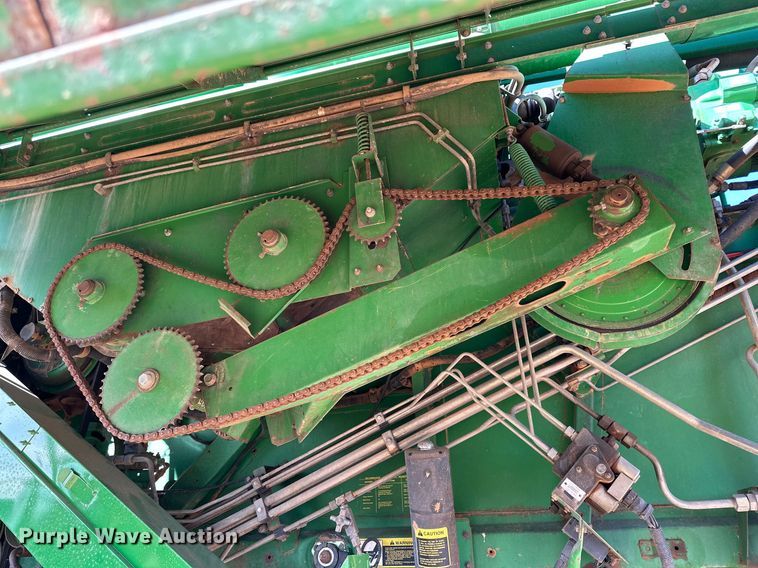 image for item EJ3451 1989 John Deere 9600 combine