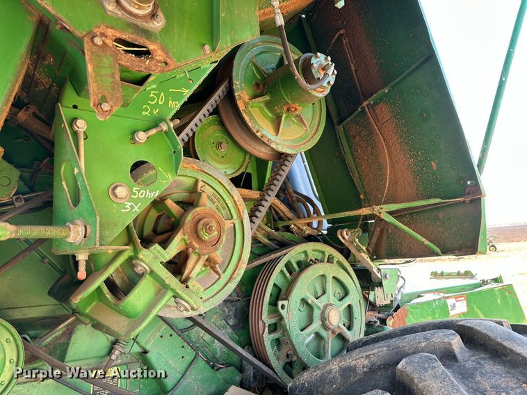 image for item EJ3451 1989 John Deere 9600 combine
