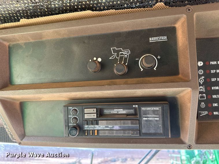 image for item EJ3451 1989 John Deere 9600 combine
