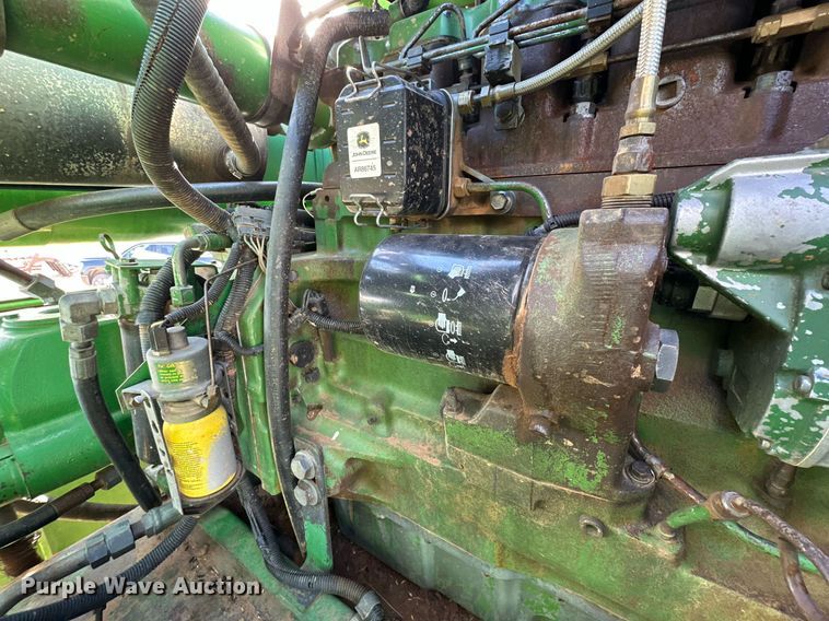 image for item EJ3451 1989 John Deere 9600 combine