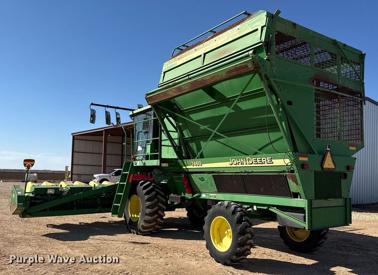 image for item EJ3452 2005 John Deere 7460 cotton stripper