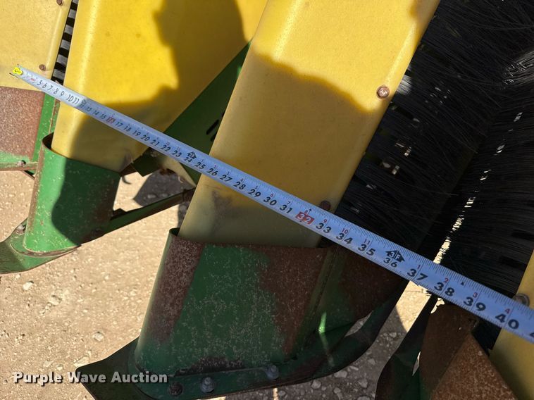 image for item EJ3452 2005 John Deere 7460 cotton stripper