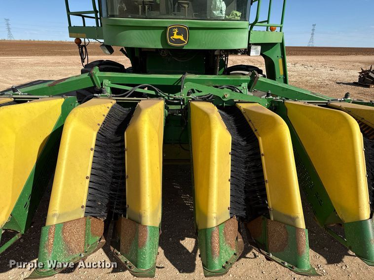 image for item EJ3452 2005 John Deere 7460 cotton stripper