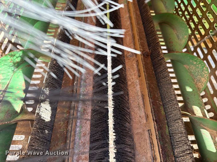 image for item EJ3452 2005 John Deere 7460 cotton stripper