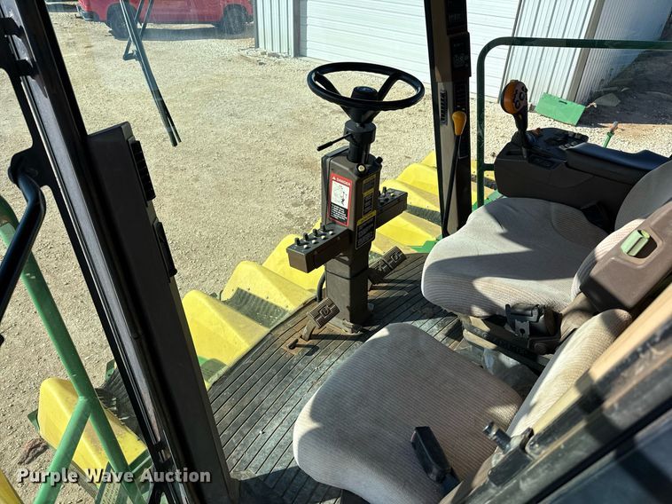 image for item EJ3452 2005 John Deere 7460 cotton stripper