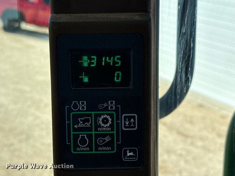 image for item EJ3452 2005 John Deere 7460 cotton stripper