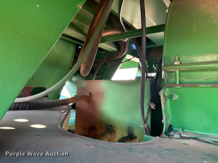 image for item EJ3452 2005 John Deere 7460 cotton stripper