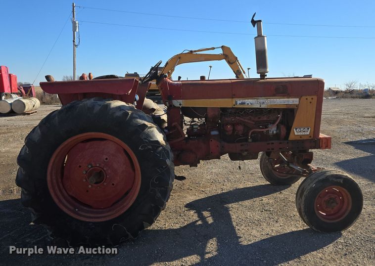 image for item EQ3912 1975 International Harvester Farmall 656 tractor