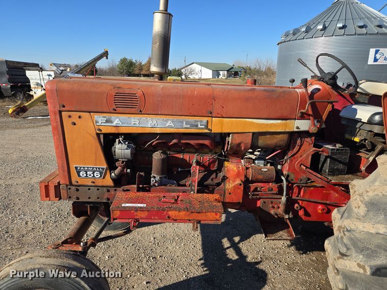 image for item EQ3912 1975 International Harvester Farmall 656 tractor