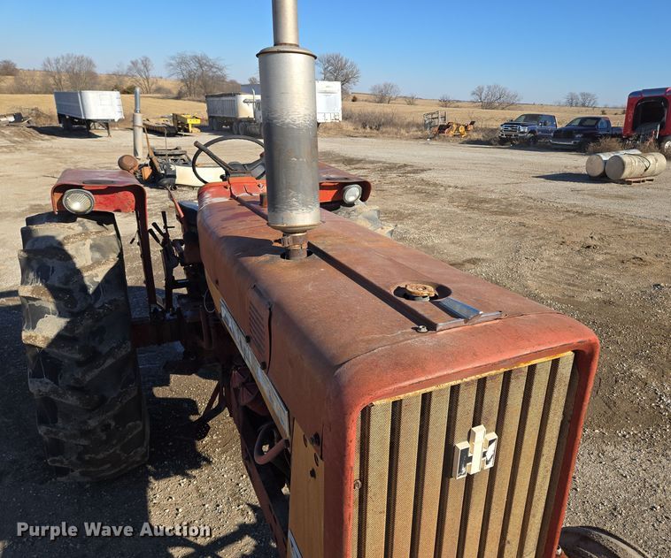 image for item EQ3912 1975 International Harvester Farmall 656 tractor