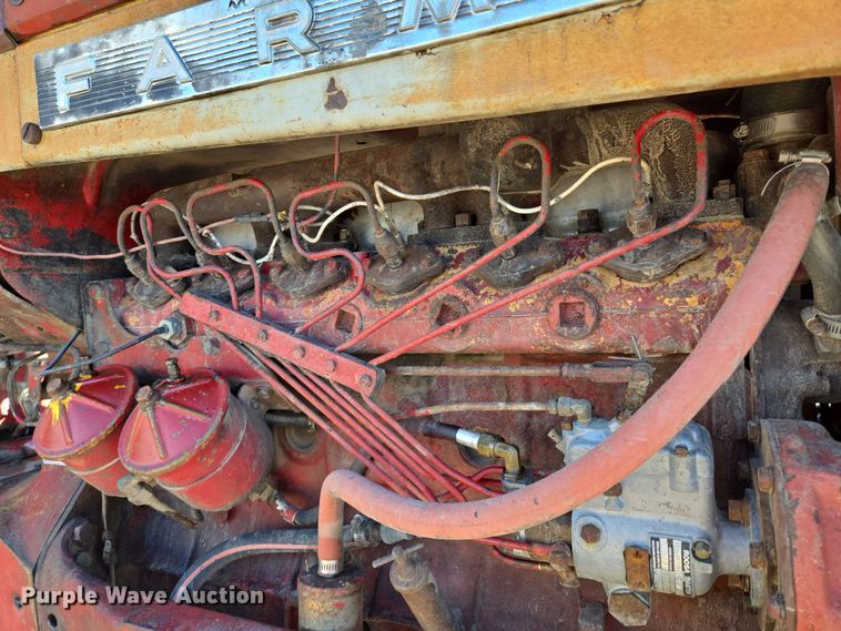 image for item EQ3912 1975 International Harvester Farmall 656 tractor