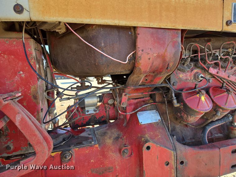 image for item EQ3912 1975 International Harvester Farmall 656 tractor
