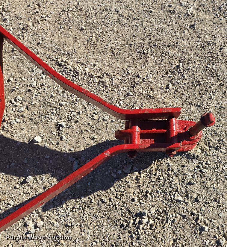 image for item EQ3913 International  manure spreader 