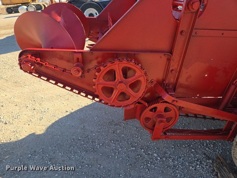 image for item EQ3913 International  manure spreader 